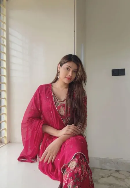Miyapur call Girl Sanvi