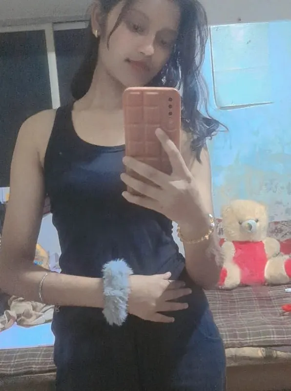 Alia Khan, dinner dating in Jubilee Hills Hyderabad, photo 5